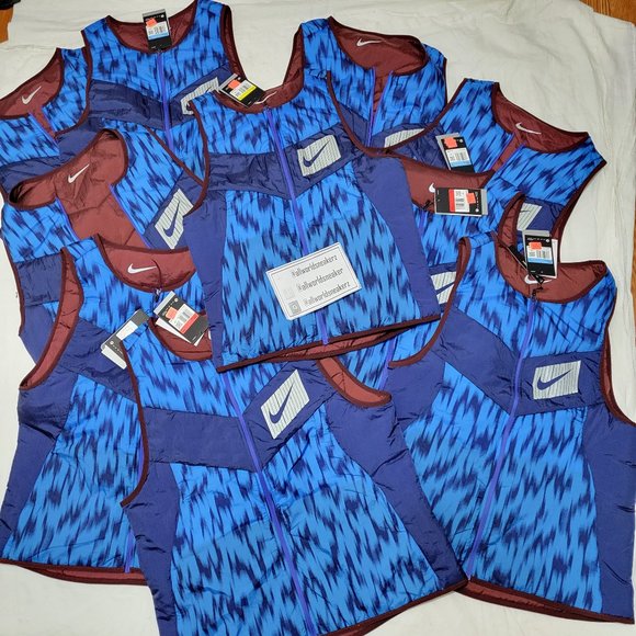 Nike AeroLayer Wild Running Puffer Vest Red Blue CU6058-624 Jogging Reversible - Picture 2 of 12